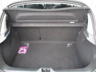 91150 : Hyundai Étampes -CAP Fournier - RENAULT CLIO IV Limited - CLIO IV (07/2012-09/2016) - Blanc - Boîte manuelle - Essence sans plomb
