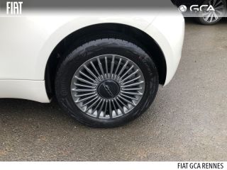 35510 : Hyundai Rennes - GCA - FIAT 500 - 500 - Ice white - Traction - Electrique