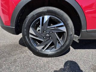 60880 : Hyundai Compiègne - Groupe PROTEA - HYUNDAI BAYON Intuitive - BAYON - Rouge - Automate sequentiel - Essence sans plomb