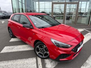 37540 : Hyundai Tours - EOS des Nations - HYUNDAI i30 - i30 - Rouge - Traction - Essence/Micro-Hybride