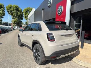 04100 : Hyundai Manosque - Pedinielli - FIAT 600 SOCIETE  - 600 SOCIETE - Beige - Boîte automatique - Essence sans plomb