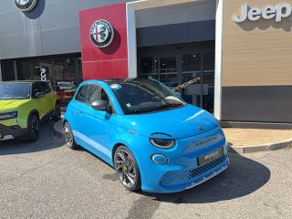 04100 : Hyundai Manosque - Pedinielli - ABARTH 500e Scorpionissima - ABARTH 500 II ELECTRIQUE - Bleu - Automate à fonct. Continu - Courant électrique