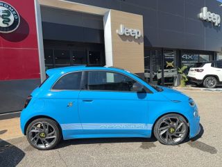 04100 : Hyundai Manosque - Pedinielli - ABARTH 500e Scorpionissima - ABARTH 500 II ELECTRIQUE - Bleu - Automate à fonct. Continu - Courant électrique