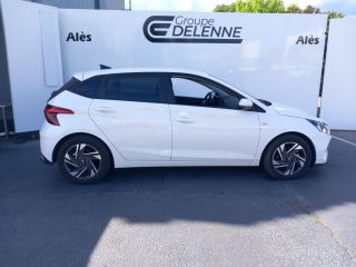 30100 : Hyundai Alès - Auto Hall - HYUNDAI i20 Intuitive - i20 III - Blanc - Boîte manuelle - Essence sans plomb