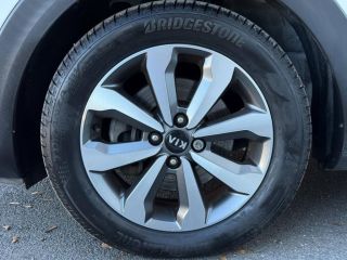 14100 : Hyundai Lisieux - Trajectoire Automobiles - KIA Stonic - Stonic - Blanc Céleste - Traction - Essence/Micro-Hybride