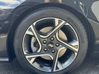 14100 : Hyundai Lisieux - Trajectoire Automobiles - HYUNDAI i30 - i30 - Dark Knight Métal - Traction - Essence/Micro-Hybride