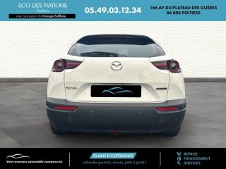 86000 : Hyundai Poitiers - Eco des Nations - MAZDA MX-30 - MX-30 - Blanc - Traction - Electrique