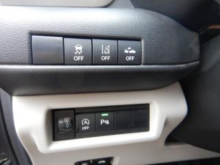 52000 : Hyundai Chaumont - Garage Michel Bazin - SUZUKI Swift - Swift - Mineral Gray Metal - Traction - Essence/Micro-Hybride