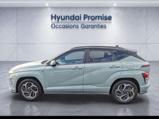 56000 : Hyundai Vannes - Park Lann Automobiles - HYUNDAI Kona - Kona - Mirage Green/Toit/rétros Black - Traction - Hybride : Essence/Electrique