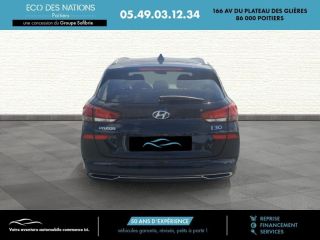 86000 : Hyundai Poitiers - Eco des Nations - HYUNDAI i30 SW - i30 SW - Noire - Traction - Essence/Micro-Hybride