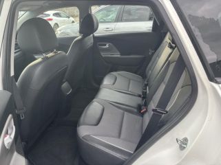 89100 : Hyundai Sens - APS - KIA e-Niro - e-Niro - Blanc Celeste - Traction - Electrique